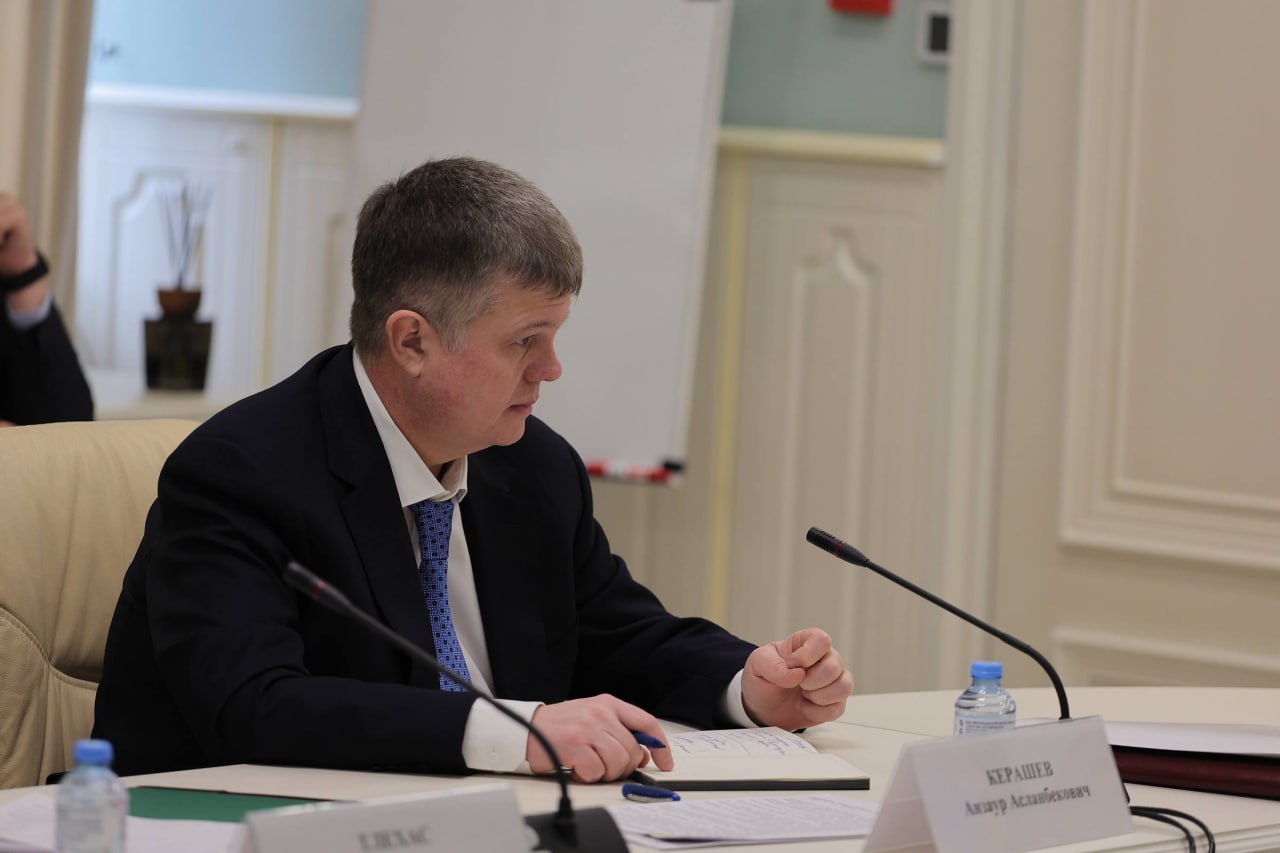 Глава Адыгеи поручил усилить контроль за реализацией национальных проектов в республике Глава Адыгеи поручил усилить контроль за реализацией национальных проектов в республике