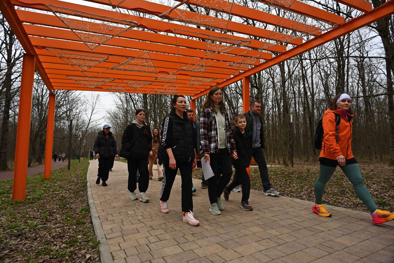 Геннадий Митрофанов: В Майкопе на общественной территории Мэздах впервые прошел спортивный фестиваль, посвящённый годовщине воссоединения Крыма с Россией Геннадий Митрофанов: В Майкопе на общественной территории Мэздах впервые прошел спортивный фестиваль, посвящённый годовщине воссоединения Крыма с Россией