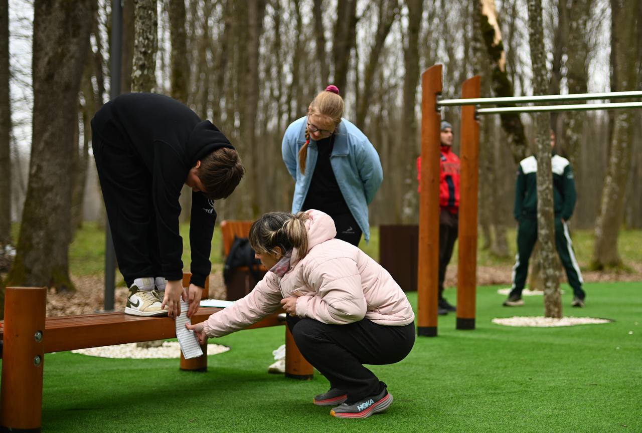 Геннадий Митрофанов: В Майкопе на общественной территории Мэздах впервые прошел спортивный фестиваль, посвящённый годовщине воссоединения Крыма с Россией Геннадий Митрофанов: В Майкопе на общественной территории Мэздах впервые прошел спортивный фестиваль, посвящённый годовщине воссоединения Крыма с Россией