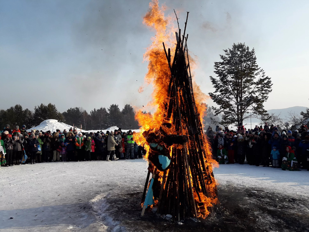 Масленица в Тальцах: Праздник для всей семьи