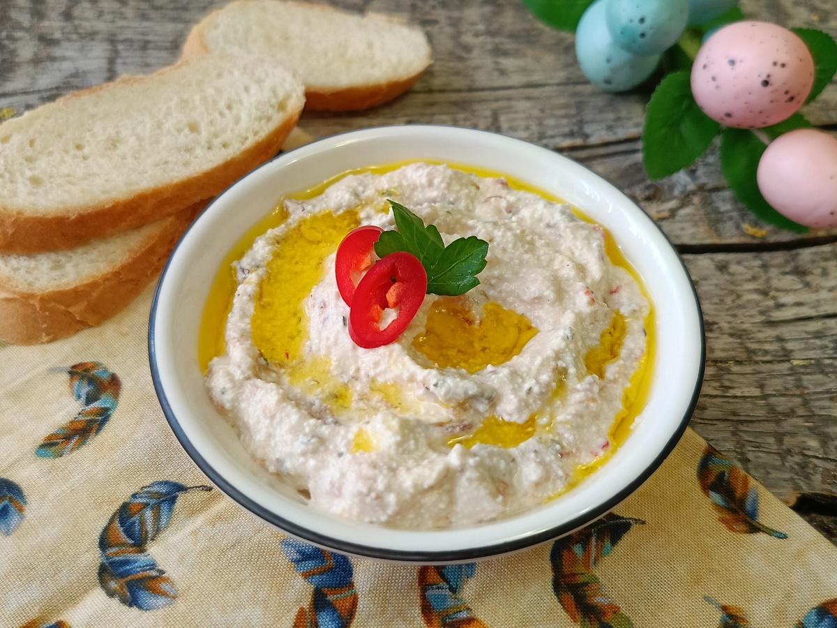 Копчёная намазка из творожного сыра: новый взгляд на закуски