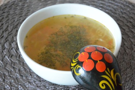 Невероятный трюк: Как манная крупа улучшит ваш суп