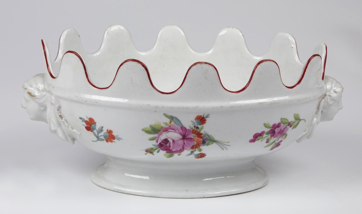 Рюмочная передача: культурное наследие и элегантность обеденного стола