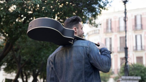 Российским артистам могут запретить иностранные псевдонимы