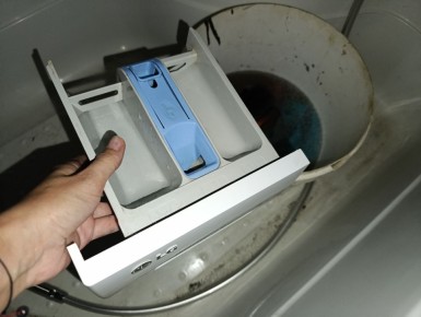 Как правильно очистить лоток стиральной машины для идеальной стирки