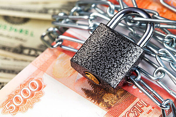 Почему ваши деньги в банке могут стать недоступными и как с этим справиться