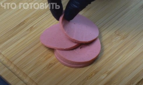 Сытный батон для настоящего мужчины