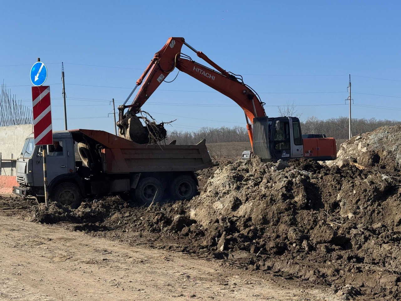 В нашей республике благодаря национальному проекту «Инфраструктура для жизни» осуществляется реализация одного из наиболее значимых инфраструктурных проектов последних лет — строительство второго этапа третьей очереди Обхода... В нашей республике благодаря национальному проекту «Инфраструктура для жизни» осуществляется реализация одного из наиболее значимых инфраструктурных проектов последних лет — строительство второго этапа третьей очереди Обхода...