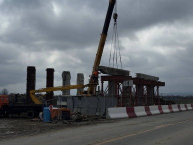 В нашей республике благодаря национальному проекту «Инфраструктура для жизни» осуществляется реализация одного из наиболее значимых инфраструктурных проектов последних лет — строительство второго этапа третьей очереди Обхода...