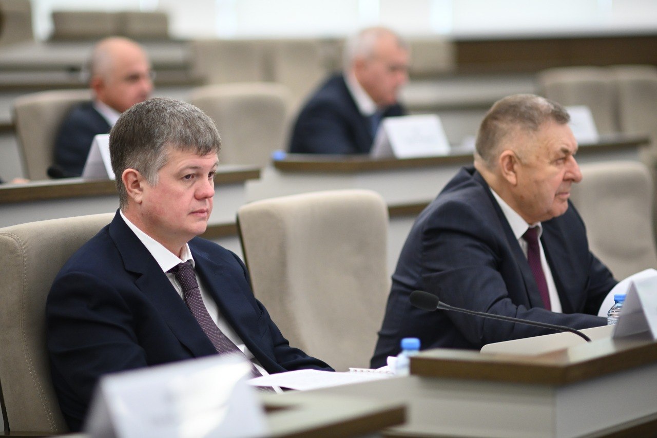 В Адыгее обсудили вопросы выполнения мероприятий национального проекта «Семья» В Адыгее обсудили вопросы выполнения мероприятий национального проекта «Семья»