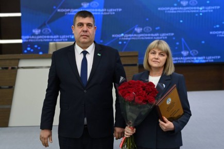 Мурат Кумпилов: В работе по развитию системы здравоохранения особое значение имеют профессионализм, ответственность и преданность делу наших медицинских работников – людей, от которых напрямую зависят здоровье и качество...