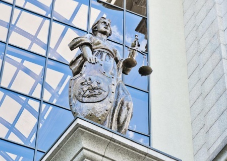 Суд признал антивоенный комитет Ходорковского террористической организацией