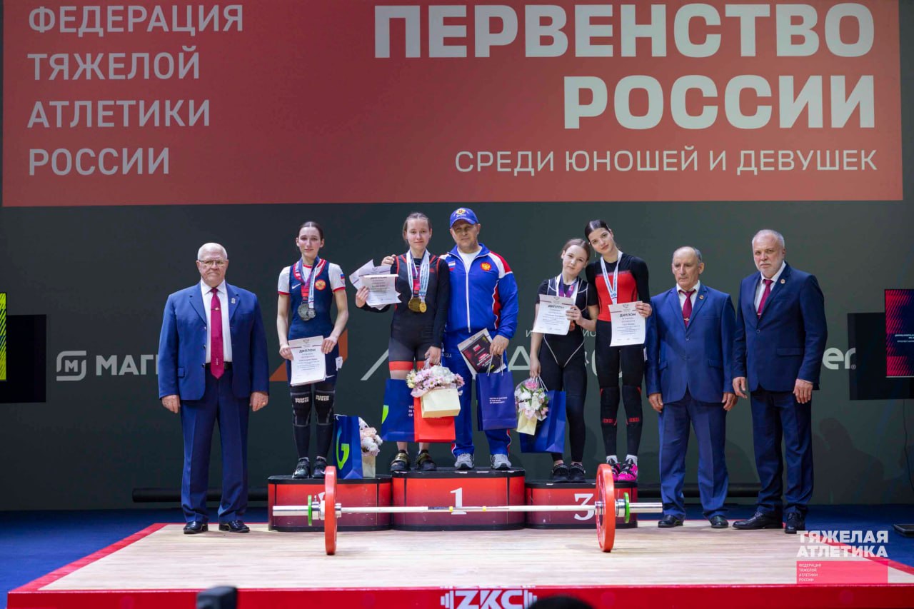 Спортсмены Адыгеи отличились на Первенстве России по тяжелой атлетике Спортсмены Адыгеи отличились на Первенстве России по тяжелой атлетике