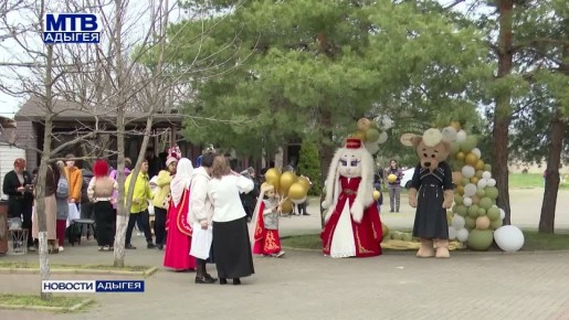 Первый в Адыгее Фестиваль ремесленников собрал в Майкопе собрал более 50 создателей оригинальных изделий со всего Кавказа