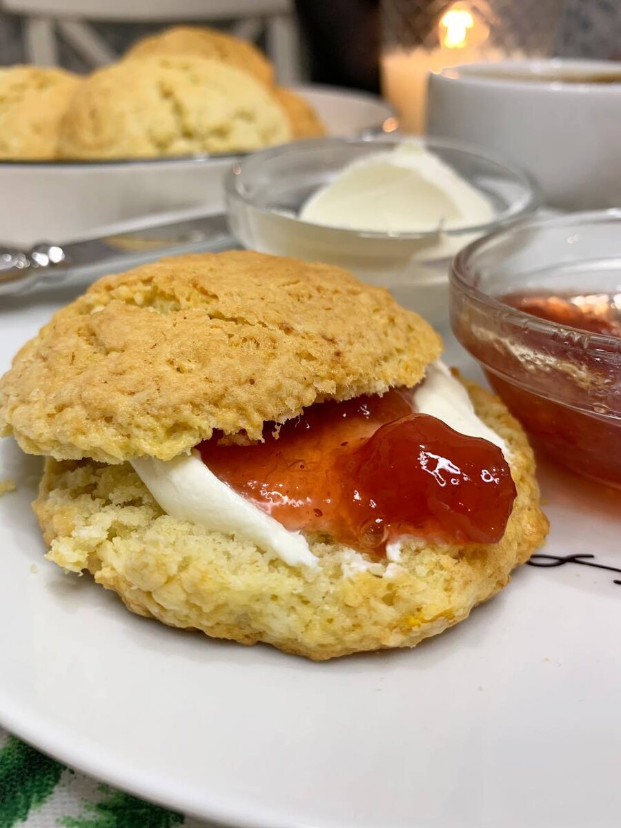 Классические сконы: как приготовить британское лакомство по мотивам Энид Блайтон