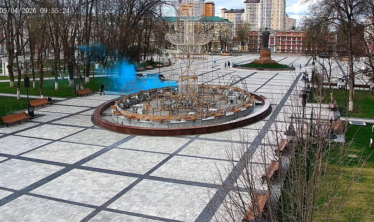 Единая дежурно-диспетчерская служба Майкопа зафиксировала на камеры видеонаблюдения инцидент на главной площади города Единая дежурно-диспетчерская служба Майкопа зафиксировала на камеры видеонаблюдения инцидент на главной площади города