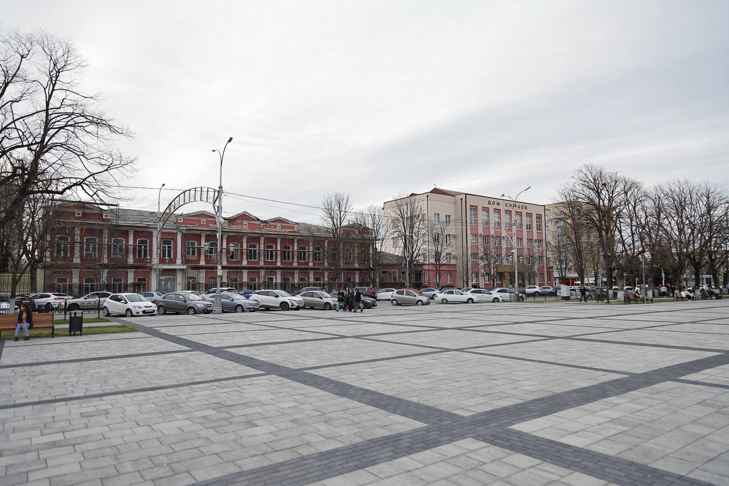 Мурат Кумпилов: Продолжаются работы по сохранению исторического наследия и благоустройству Майкопа Мурат Кумпилов: Продолжаются работы по сохранению исторического наследия и благоустройству Майкопа