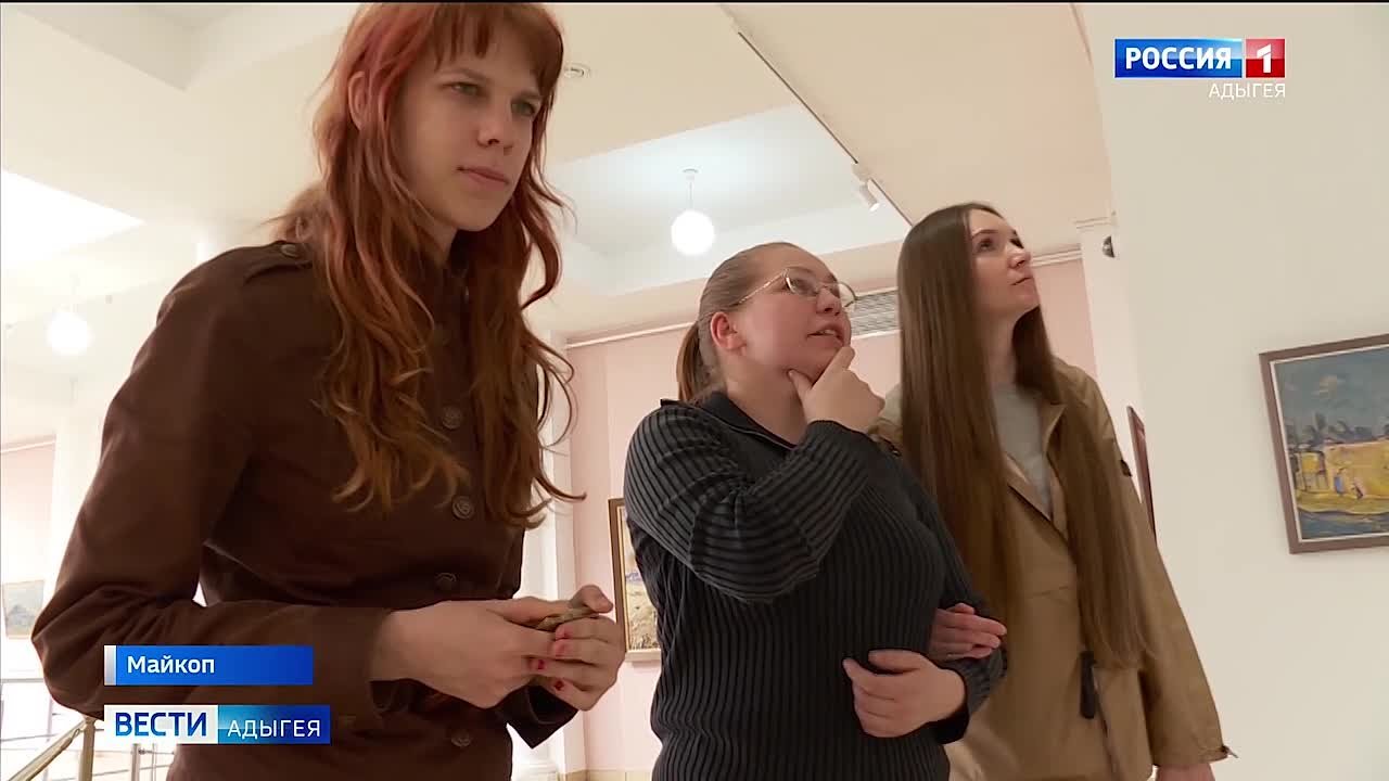 Более 80 новых картин украсили зал Северокавказского филиала Государственного музея искусства народов Востока