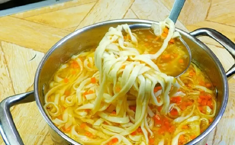 Куриный суп с лапшой: секреты душевного традиционного рецепта