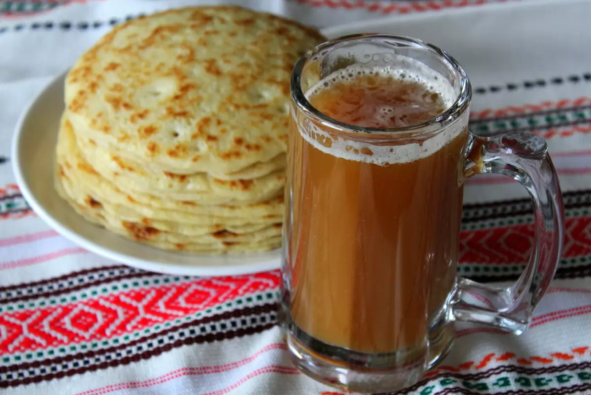 Квас из ржаного хлеба: секреты приготовления традиционного напитка на каждый день