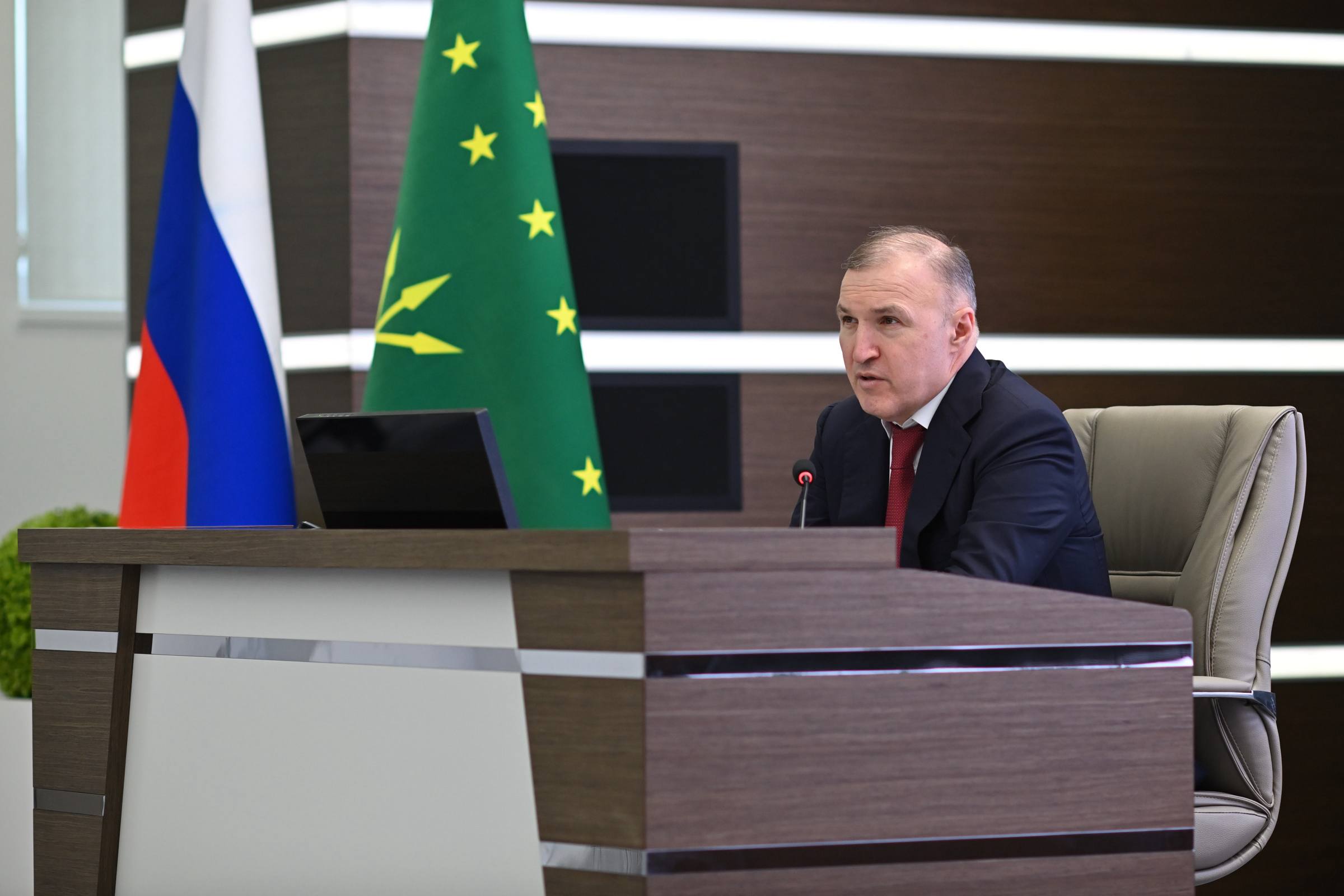 Мурат Кумпилов: Совсем скоро стартует Всероссийское онлайн-голосование по выбору общественных территорий, подлежащих благоустройству в первоочередном порядке в рамках федерального проекта «Формирование комфортной городской... Мурат Кумпилов: Совсем скоро стартует Всероссийское онлайн-голосование по выбору общественных территорий, подлежащих благоустройству в первоочередном порядке в рамках федерального проекта «Формирование комфортной городской...