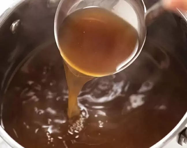 Говяжий бульон: как он влияет на ваше здоровье и что о нем нужно знать