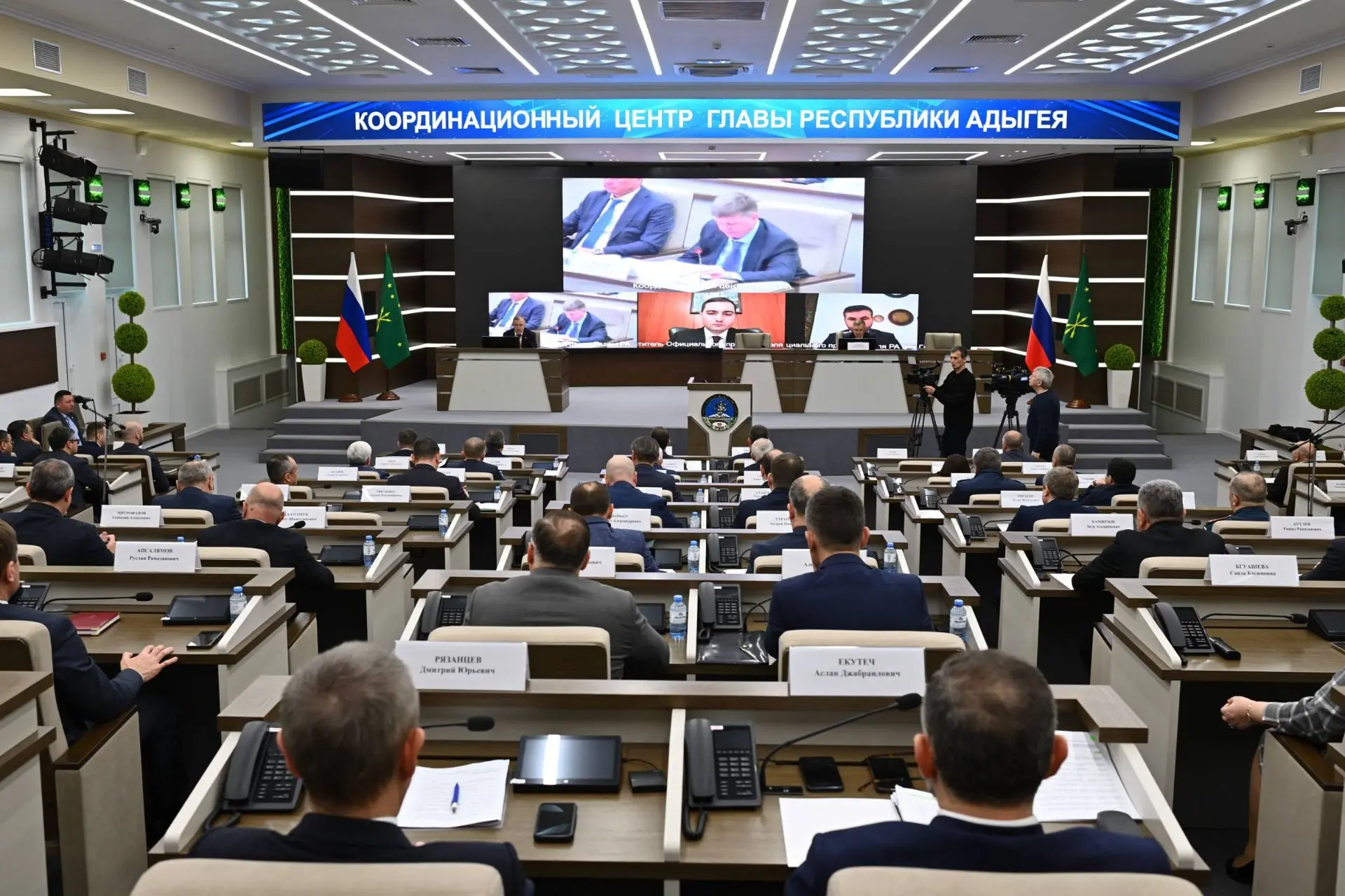 Мурат Кумпилов: В ходе Прямых линий в мой адрес поступали многочисленные обращения, касающихся развития хутора Гавердовского и прилегающих к нему дачных и садовых товариществ Мурат Кумпилов: В ходе Прямых линий в мой адрес поступали многочисленные обращения, касающихся развития хутора Гавердовского и прилегающих к нему дачных и садовых товариществ