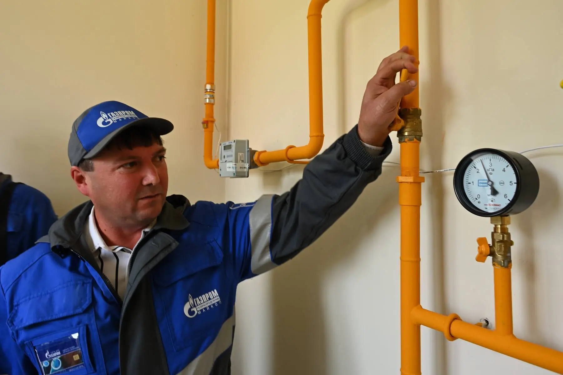 Мурат Кумпилов: В ходе Прямых линий в мой адрес поступали многочисленные обращения, касающихся развития хутора Гавердовского и прилегающих к нему дачных и садовых товариществ