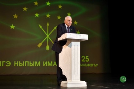 ���� ��������� ����� � � ����� ������������ �������������