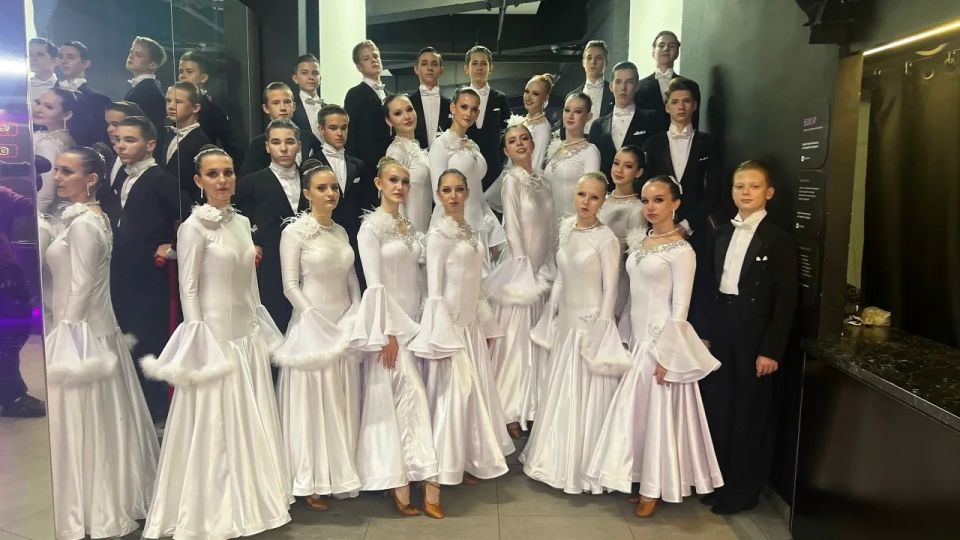 Ансамбли «Форвард» и «Алекс» из Адыгеи стали лауреатами международного конкурса в Москве Ансамбли «Форвард» и «Алекс» из Адыгеи стали лауреатами международного конкурса в Москве