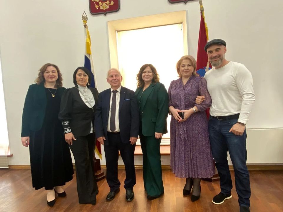 Главный редактор Адыгэ Макъ Саида Мешлок приняла участие в Дне черкесской культуры, который проходил в Москве Главный редактор Адыгэ Макъ Саида Мешлок приняла участие в Дне черкесской культуры, который проходил в Москве
