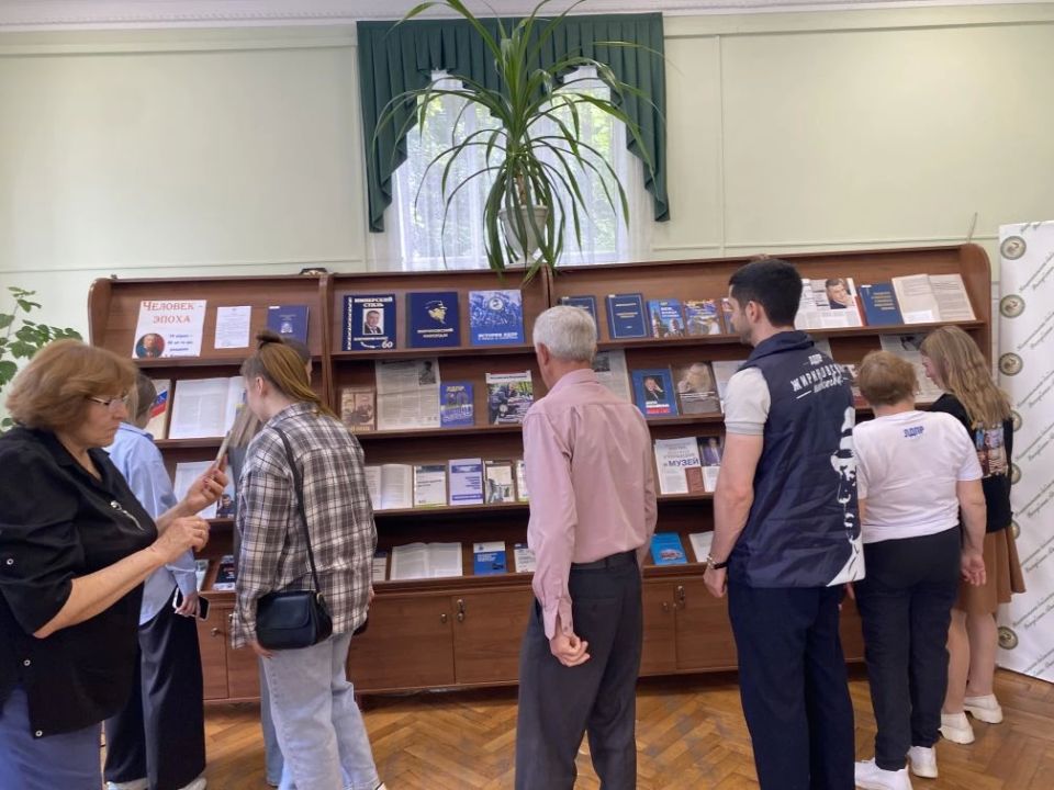 В Национальной библиотеке Республики Адыгея 21 мая состоялся час истории «Человек – эпоха» В Национальной библиотеке Республики Адыгея 21 мая состоялся час истории «Человек – эпоха»