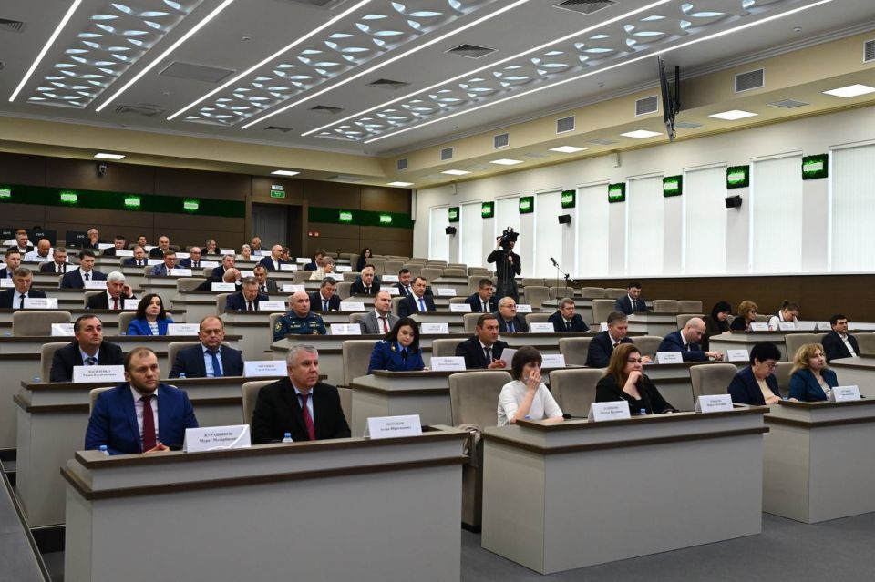 В Адыгее внесут изменения в закон о народных художественных промыслах В Адыгее внесут изменения в закон о народных художественных промыслах