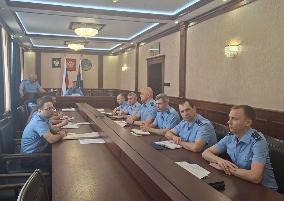 В прокуратуре республики рассмотрены состояние законности в сфере соблюдения конституционных прав участников уголовного судопроизводства, а также итоги проверки исполнения законодательства об образовании В прокуратуре республики рассмотрены состояние законности в сфере соблюдения конституционных прав участников уголовного судопроизводства, а также итоги проверки исполнения законодательства об образовании