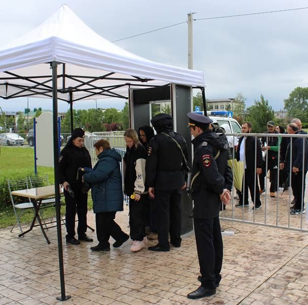 Полиция Адыгеи обеспечила безопасность и правопорядок при проведении первого республиканского гастрономического фестиваля «Очаг дружбы» Полиция Адыгеи обеспечила безопасность и правопорядок при проведении первого республиканского гастрономического фестиваля «Очаг дружбы»