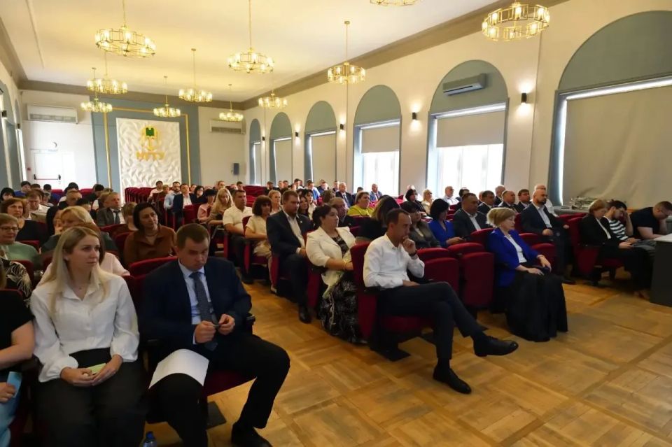 Глава Майкопа избран делегатом на XXIII Съезд партии «Единая Россия» Глава Майкопа избран делегатом на XXIII Съезд партии «Единая Россия»