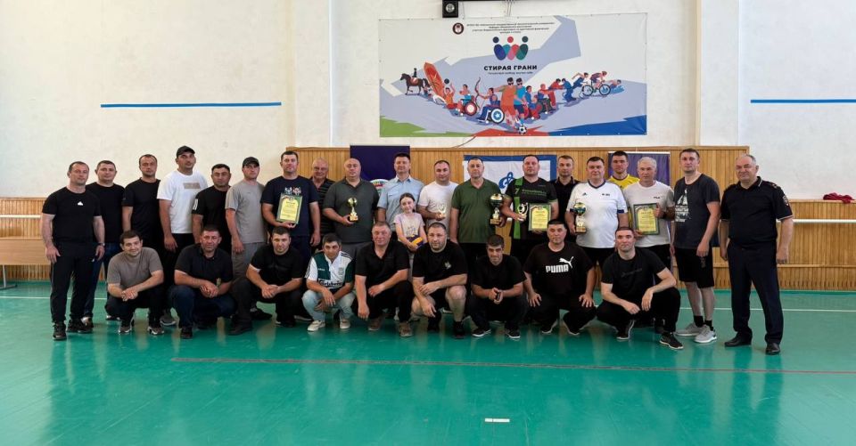В Адыгее сотрудники Госавтоинспекции провели турнир по волейболу В Адыгее сотрудники Госавтоинспекции провели турнир по волейболу