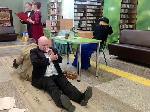 17 июня 2026 года в Адыгейской республиканской специальной библиотеке для слепых инклюзивная театральная студия «Отражение» представила премьеру одноактной пьесы-шутки Антона Павловича Чехова «Юбилей» 17 июня 2026 года в Адыгейской республиканской специальной библиотеке для слепых инклюзивная театральная студия «Отражение» представила премьеру одноактной пьесы-шутки Антона Павловича Чехова «Юбилей»