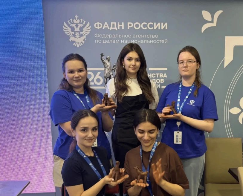 Преподаватель художественного отделения Энемской ДШИ Анастасия Предзиглей стала участником VI Всероссийского форума «Диалог культур» в Нижнем Новгороде Преподаватель художественного отделения Энемской ДШИ Анастасия Предзиглей стала участником VI Всероссийского форума «Диалог культур» в Нижнем Новгороде