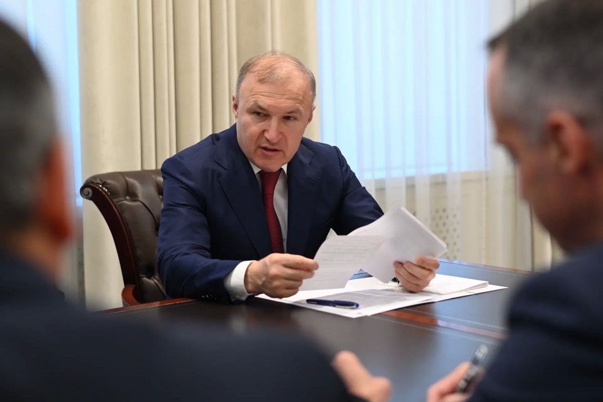 Мурат Кумпилов: Сегодня встретился с торговыми представителями Российской Федерации, которые работают в Республике Абхазия, Турецкой Республике, Республике Куба и Королевстве Испания Мурат Кумпилов: Сегодня встретился с торговыми представителями Российской Федерации, которые работают в Республике Абхазия, Турецкой Республике, Республике Куба и Королевстве Испания