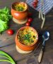 Домашний картофель в горшочках с грибами и соевыми кусочками: идеальный веганский ужин