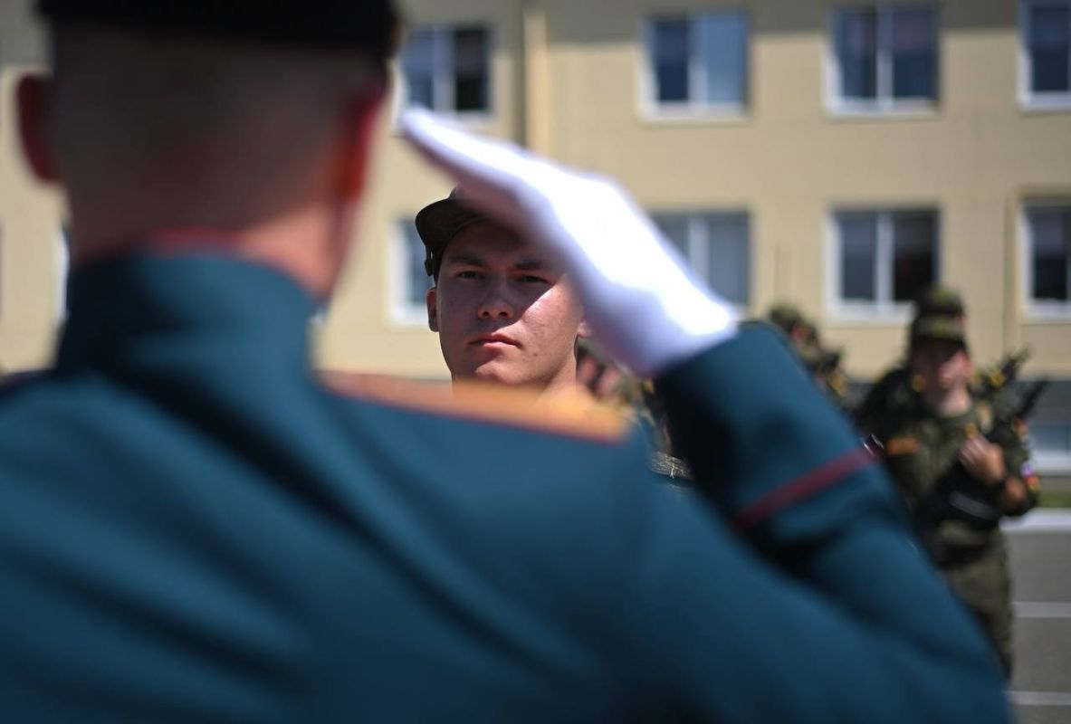 Геннадий Митрофанов: На территории одной из воинских частей Майкопа сегодня прошла церемония приведения к присяге курсантов Военного учебного центра при Донском государственном техническом университете Геннадий Митрофанов: На территории одной из воинских частей Майкопа сегодня прошла церемония приведения к присяге курсантов Военного учебного центра при Донском государственном техническом университете