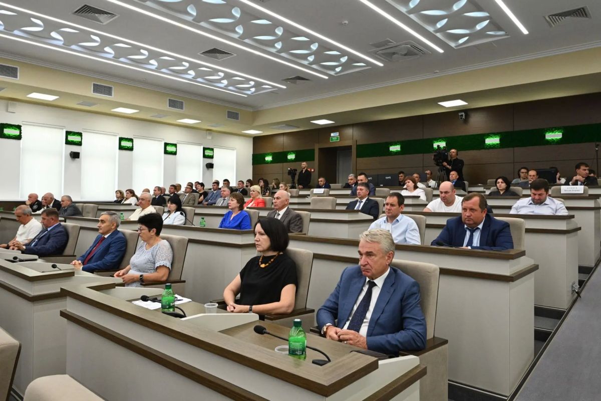 Более 11 млрд рублей будет направлено на реализацию нацпроектов в Адыгее в 2026 году Более 11 млрд рублей будет направлено на реализацию нацпроектов в Адыгее в 2026 году