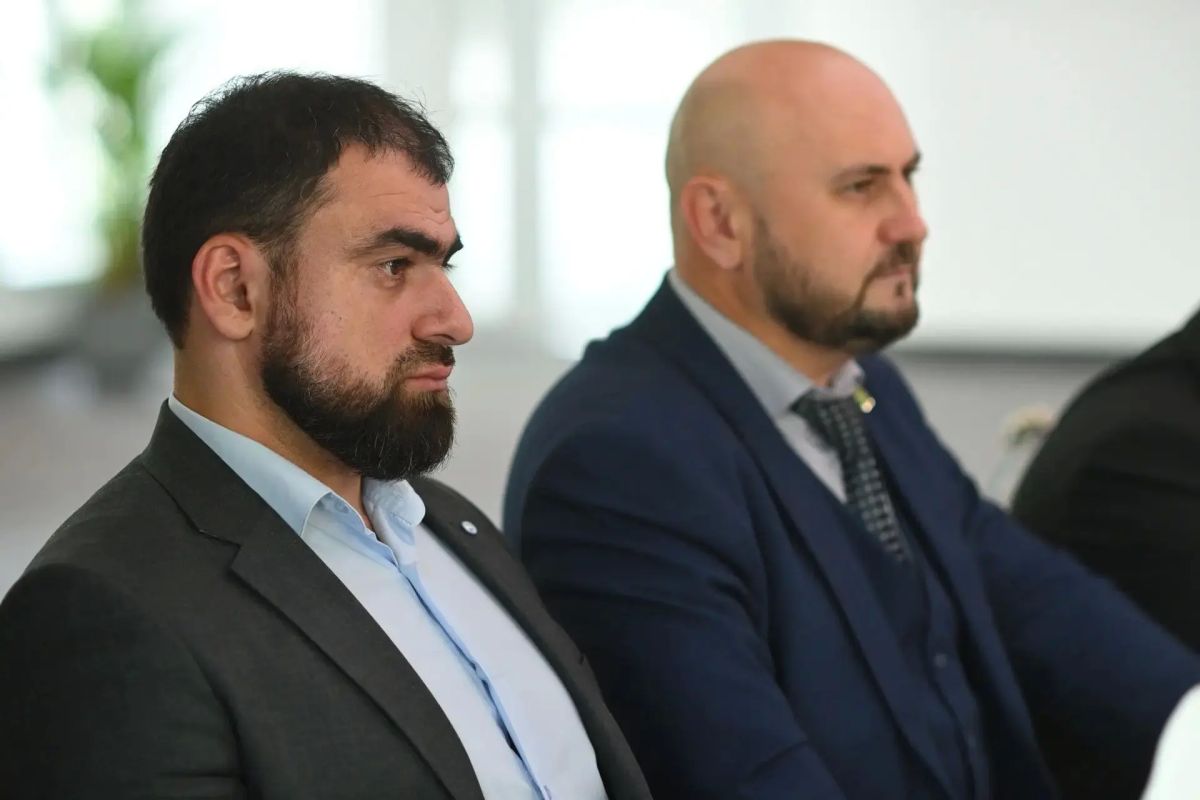 Глава Адыгеи принял участие в конференции региональной организации Российского союза молодёжи Глава Адыгеи принял участие в конференции региональной организации Российского союза молодёжи