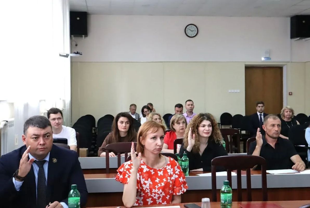 В Майкопе прошло заседание городского Совета народных депутатов В Майкопе прошло заседание городского Совета народных депутатов