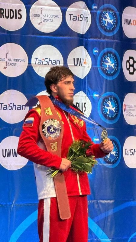 Спортсмен из Адыгеи Рамазан Нехай завоевал золото первенства мира по спортивной борьбе Спортсмен из Адыгеи Рамазан Нехай завоевал золото первенства мира по спортивной борьбе