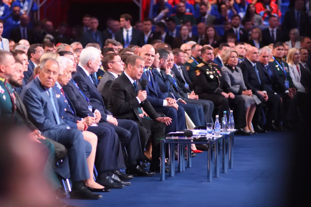 Геннадий Митрофанов: Сегодня в Москве — второй этап XXIII съезда «Единой России» Геннадий Митрофанов: Сегодня в Москве — второй этап XXIII съезда «Единой России»