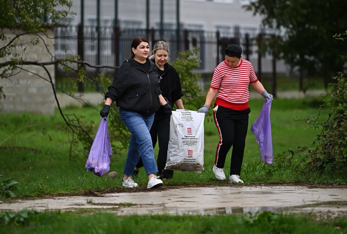 Работы идут во всех районах города Работы идут во всех районах города