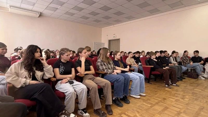 В Майкопском районе инспекторы по делам несовершеннолетних предупредили школьников о последствиях противоправного поведения В Майкопском районе инспекторы по делам несовершеннолетних предупредили школьников о последствиях противоправного поведения
