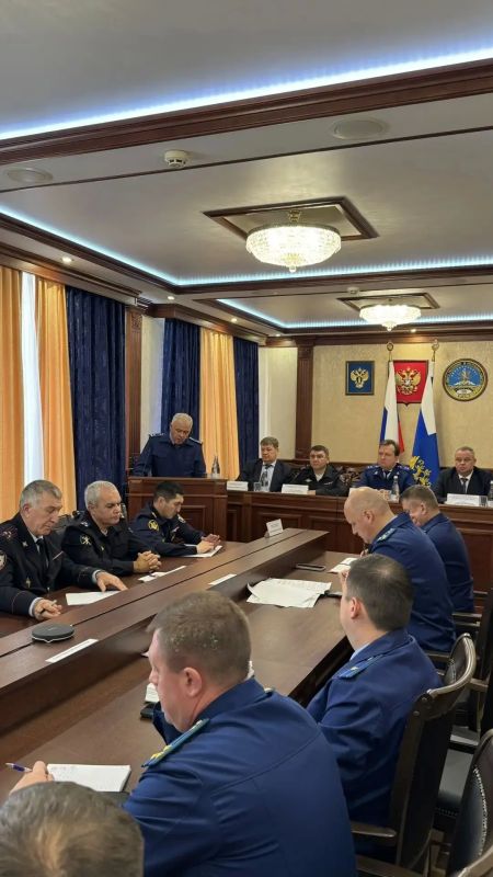 Состоялось заседание координационного совещания руководителей правоохранительных органов региона под председательством прокурора Республики Адыгея Игоря Шевченко Состоялось заседание координационного совещания руководителей правоохранительных органов региона под председательством прокурора Республики Адыгея Игоря Шевченко